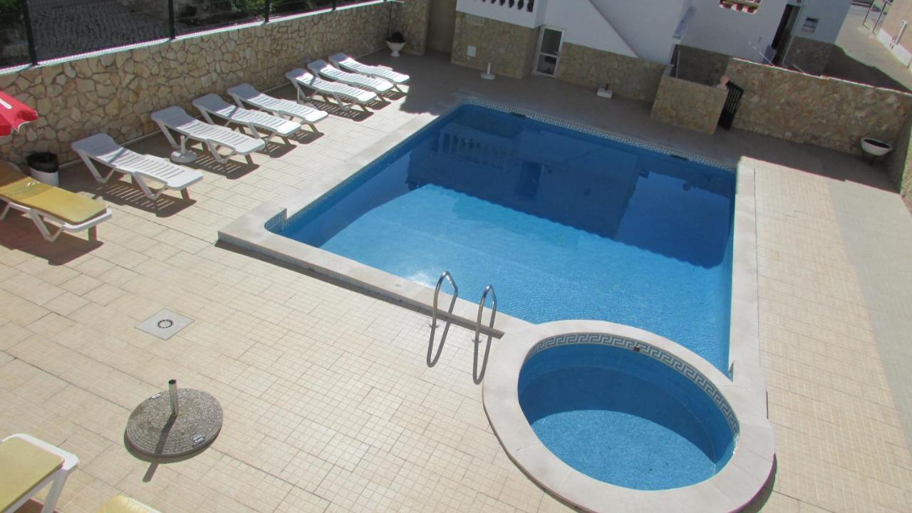 Apartamento - 2 A 4 Pessoas- Piscina Lejlighed Olhos de Agua  Eksteriør billede