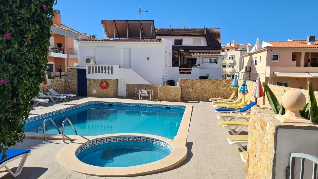 Apartamento - 2 A 4 Pessoas- Piscina Lejlighed Olhos de Agua  Eksteriør billede